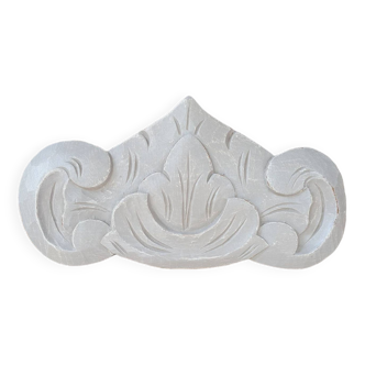 Linen patinated carved pediment woodwork