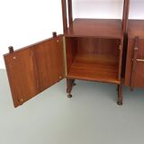 Bibliothèque en teck, noyer et laiton, Italie, années 1960