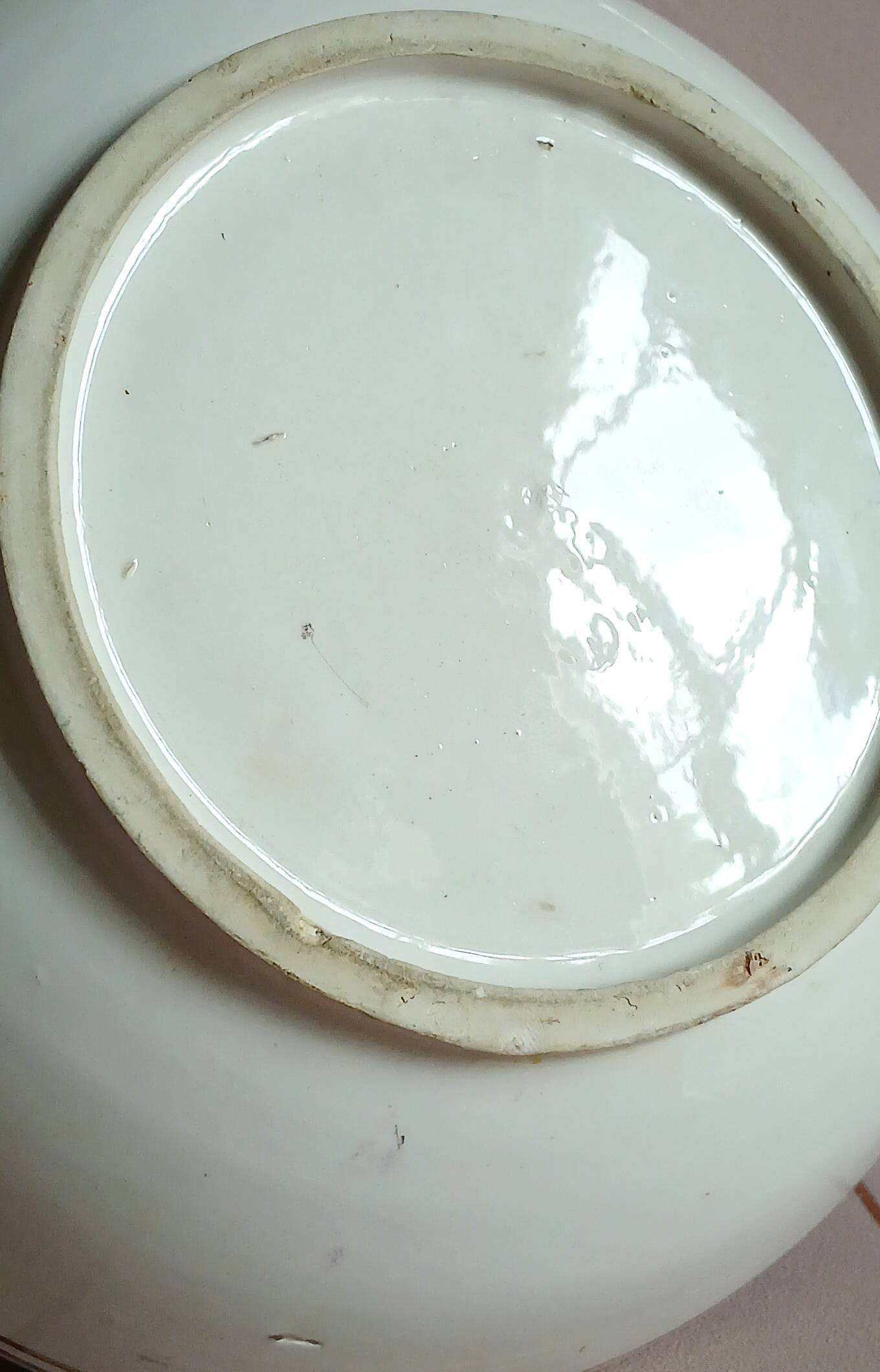 Ancient bowl inspired by parietal or rock art, hand-painted.