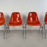 Set of 4 Eames for Herman Miller DSS side chairs in coral