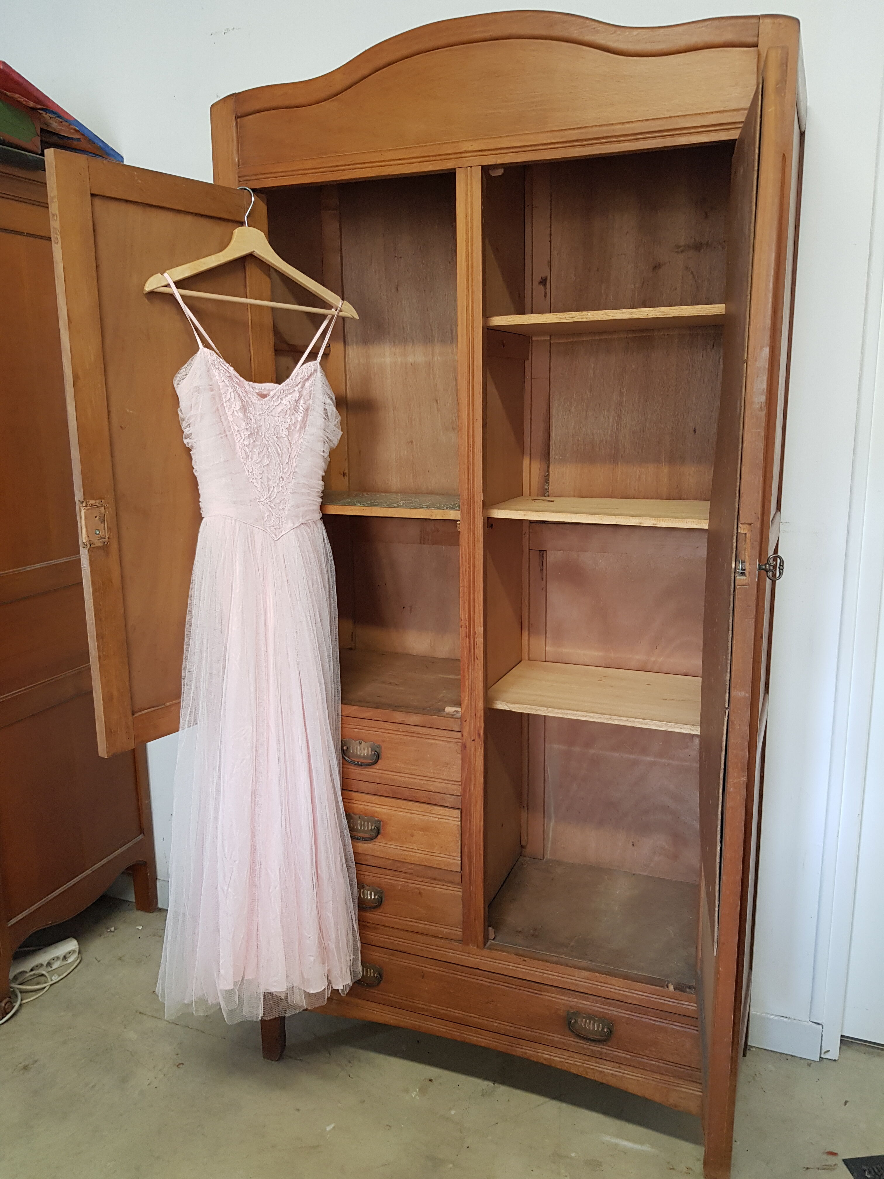 Parisian wardrobe with mirror