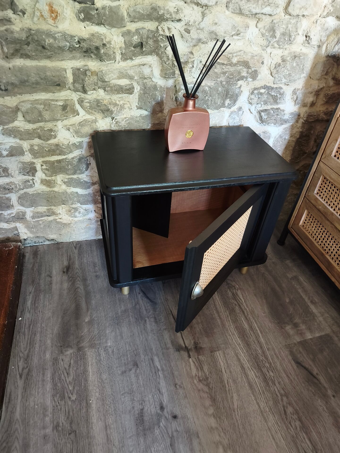 Meuble vinyle en bois
