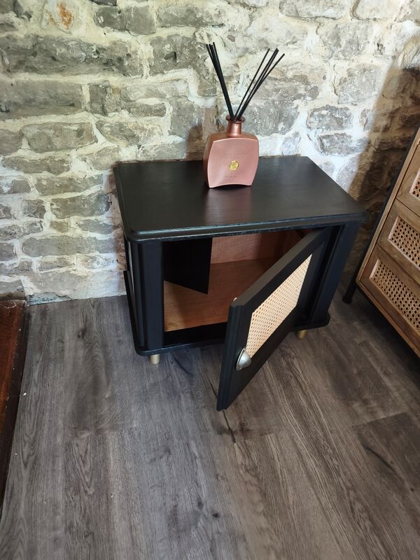 Meuble vinyle en bois