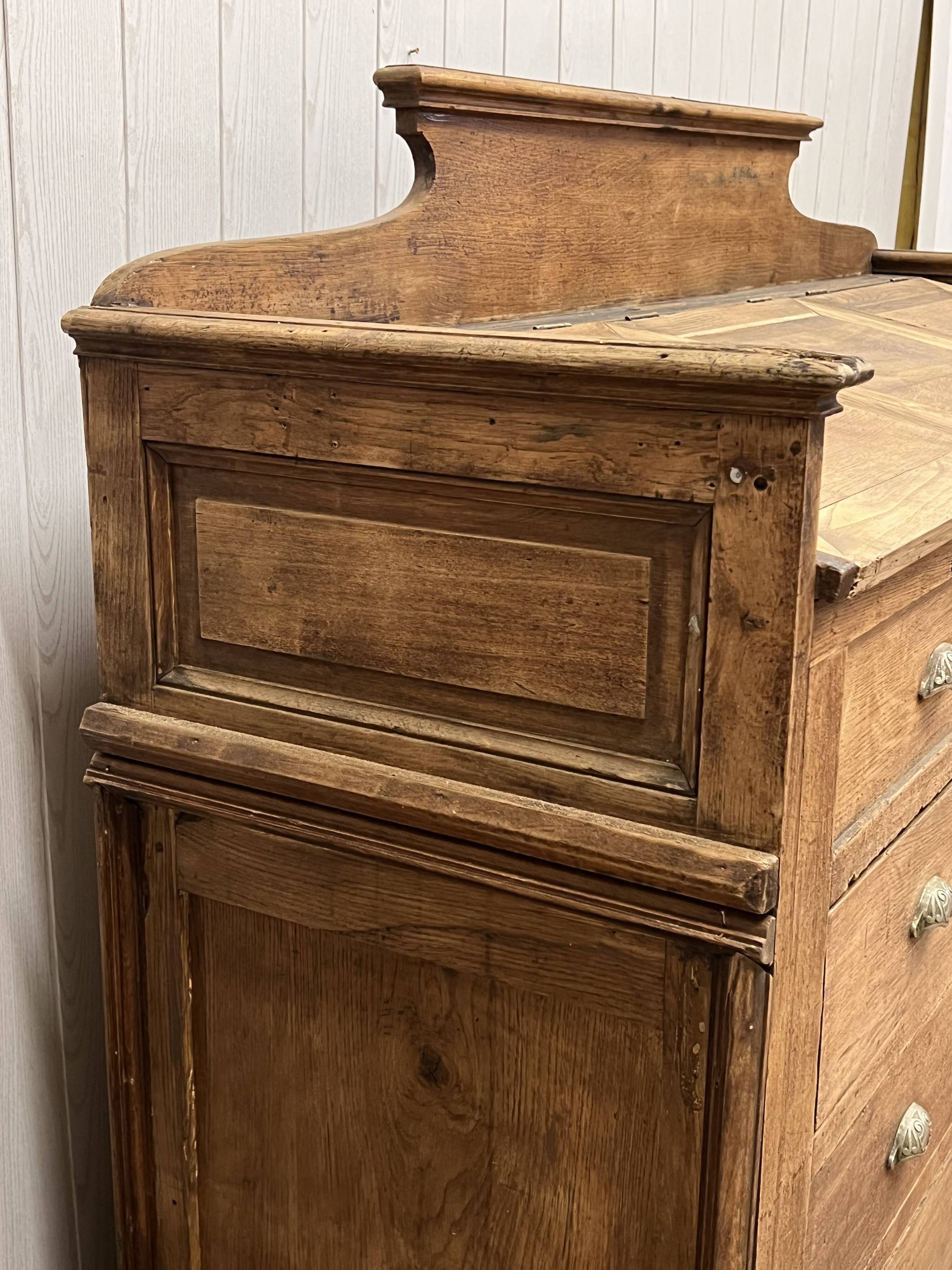 Meuble de métier/ meuble à tiroir