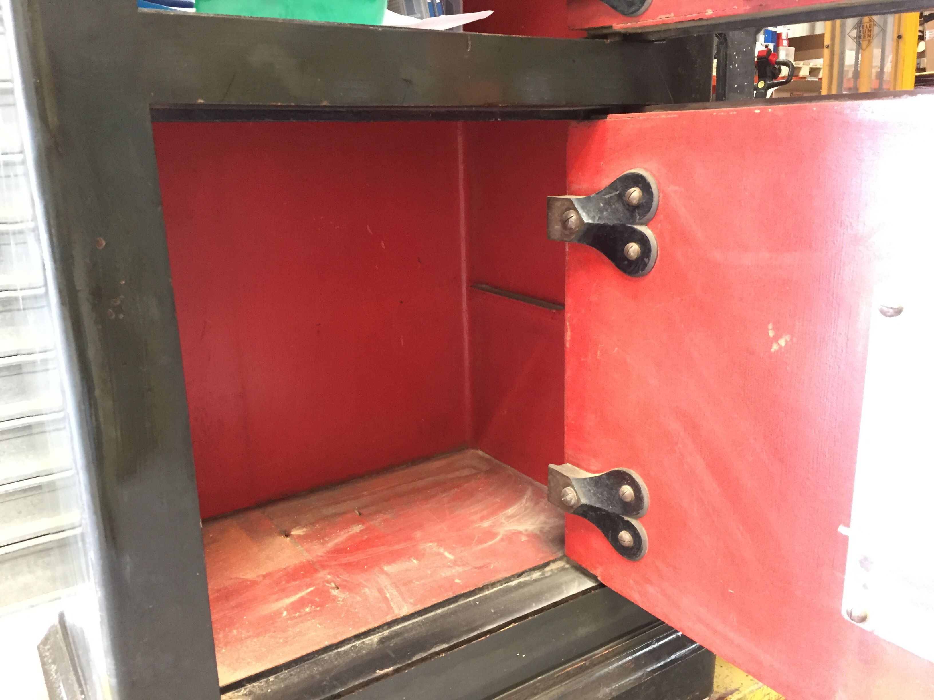 Bauché Art Deco safe