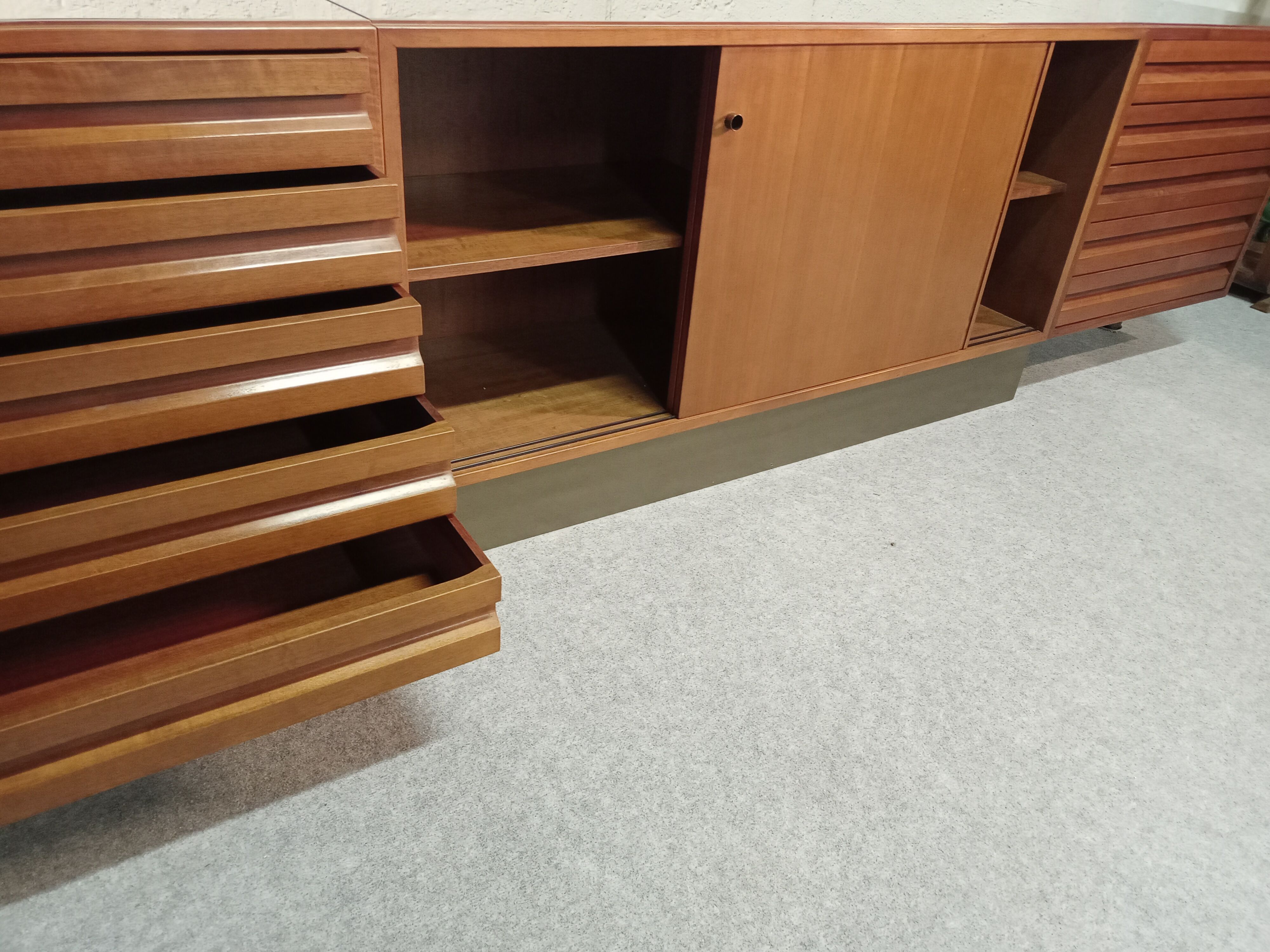 Enfilade design borsani for tecno italy