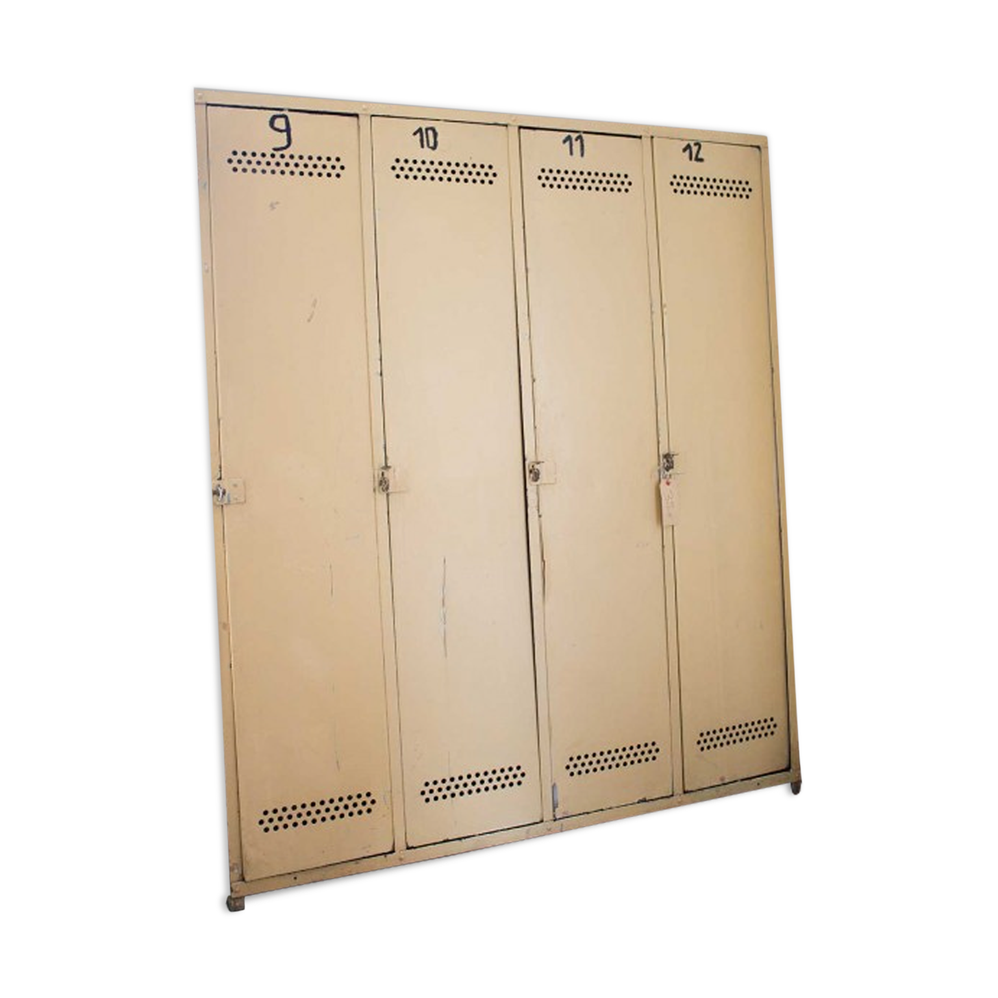 Industrial vestary in 4-door metal