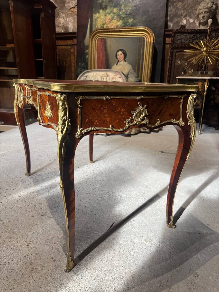 Louis XV style flat desk with marquetry from the Napoleonic III period.