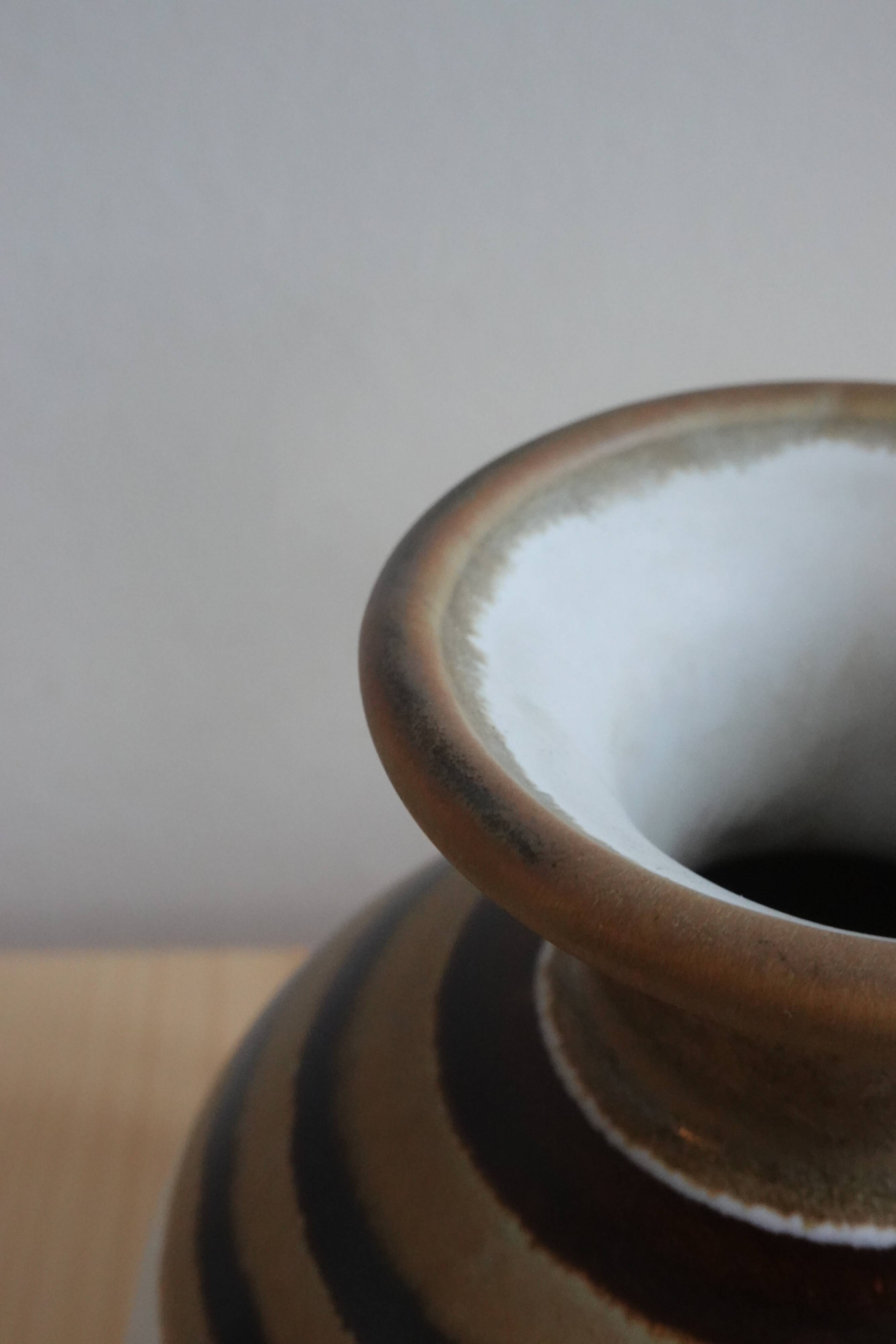 Bowl vase in the style of Lucie Rie
