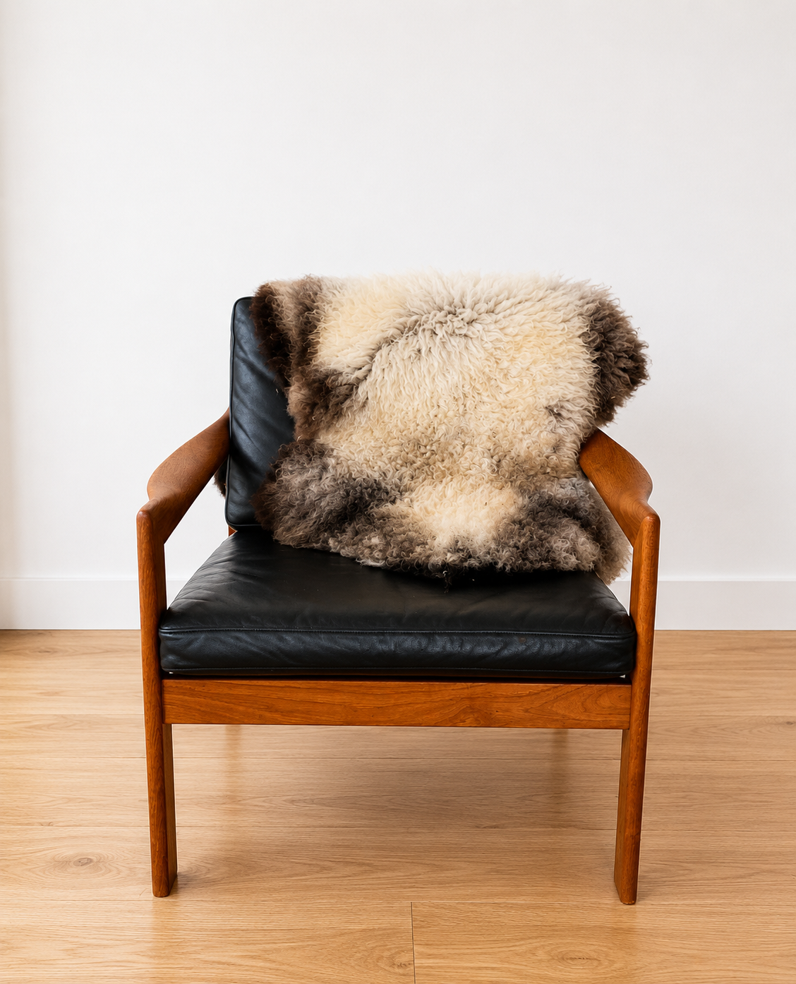 Vintage Danish Illum Wikkelsø teak lounge chair model 20