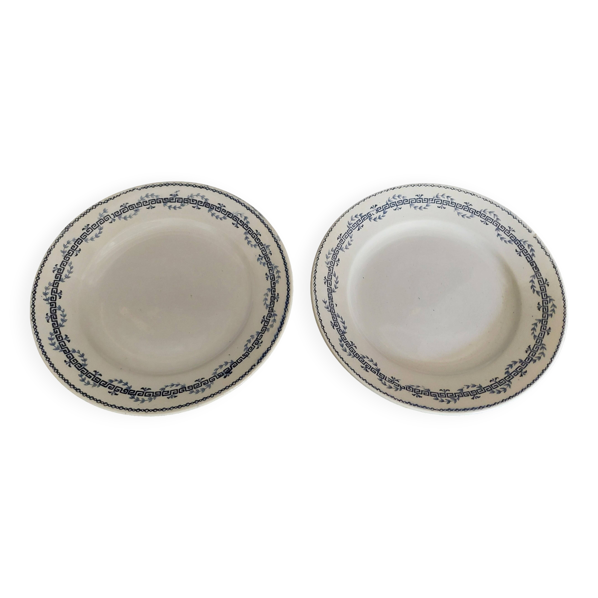 Pair of Gien iron earthenware dessert plates with Austerlitz decor