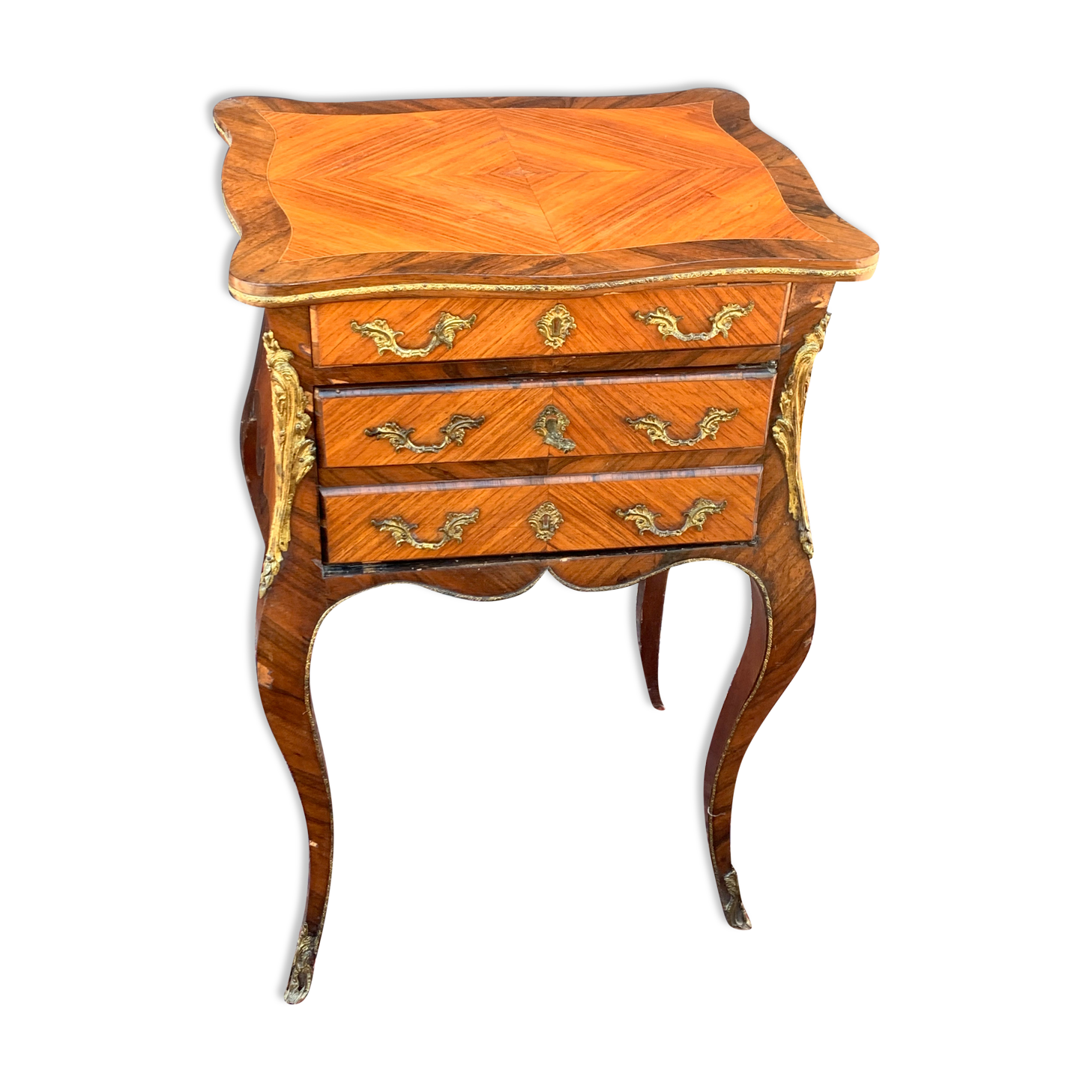 Napoleon III-era marquetry chiffon table