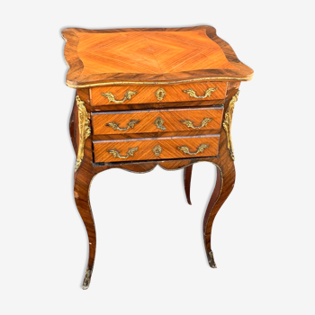 Napoleon III-era marquetry chiffon table