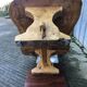 Table basse brutaliste en orme massif de fabrication artisanale