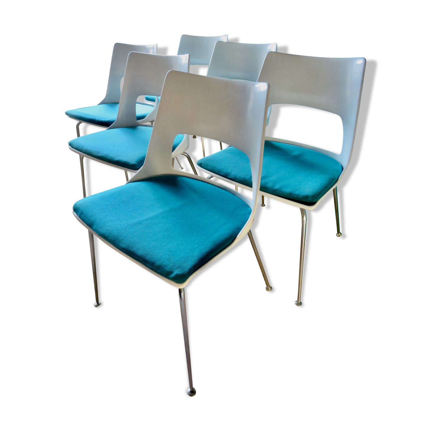 6 chaises blanches à galette turquoise de Kay Korving. Danemark 1975