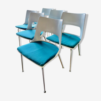 6 chaises blanches à galette turquoise de Kay Korving. Danemark 1975