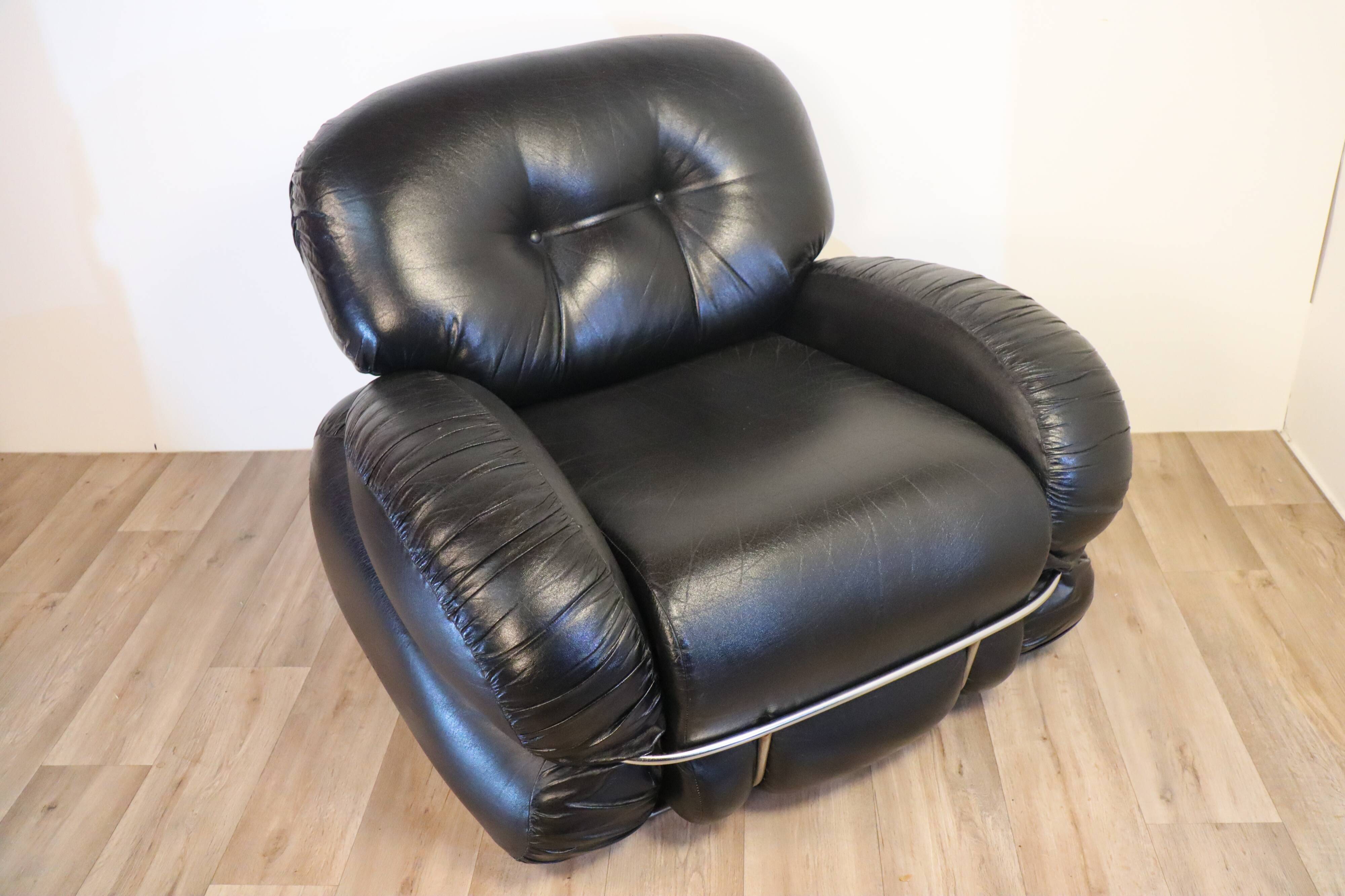 Italian vintage armchair by Adriano Piazzesi 1970
