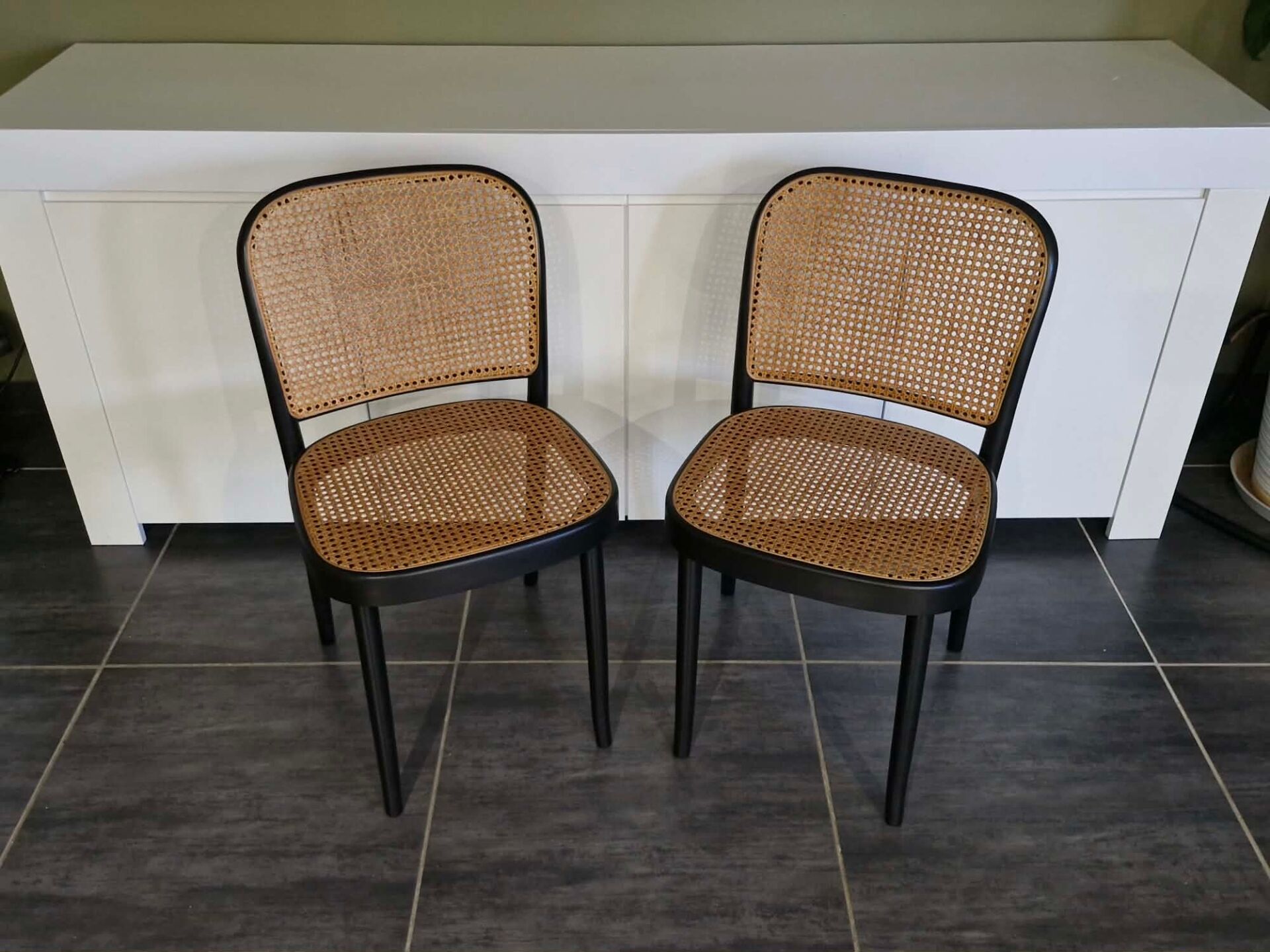 Set of 2 chairs no. 811 after Hoffmann, 1990s