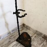Porte parapluie en fonte