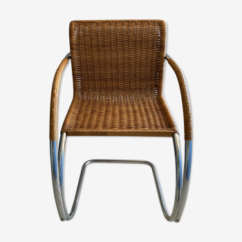 Mr20 chair by Ludwig Mies Van Der Rohe