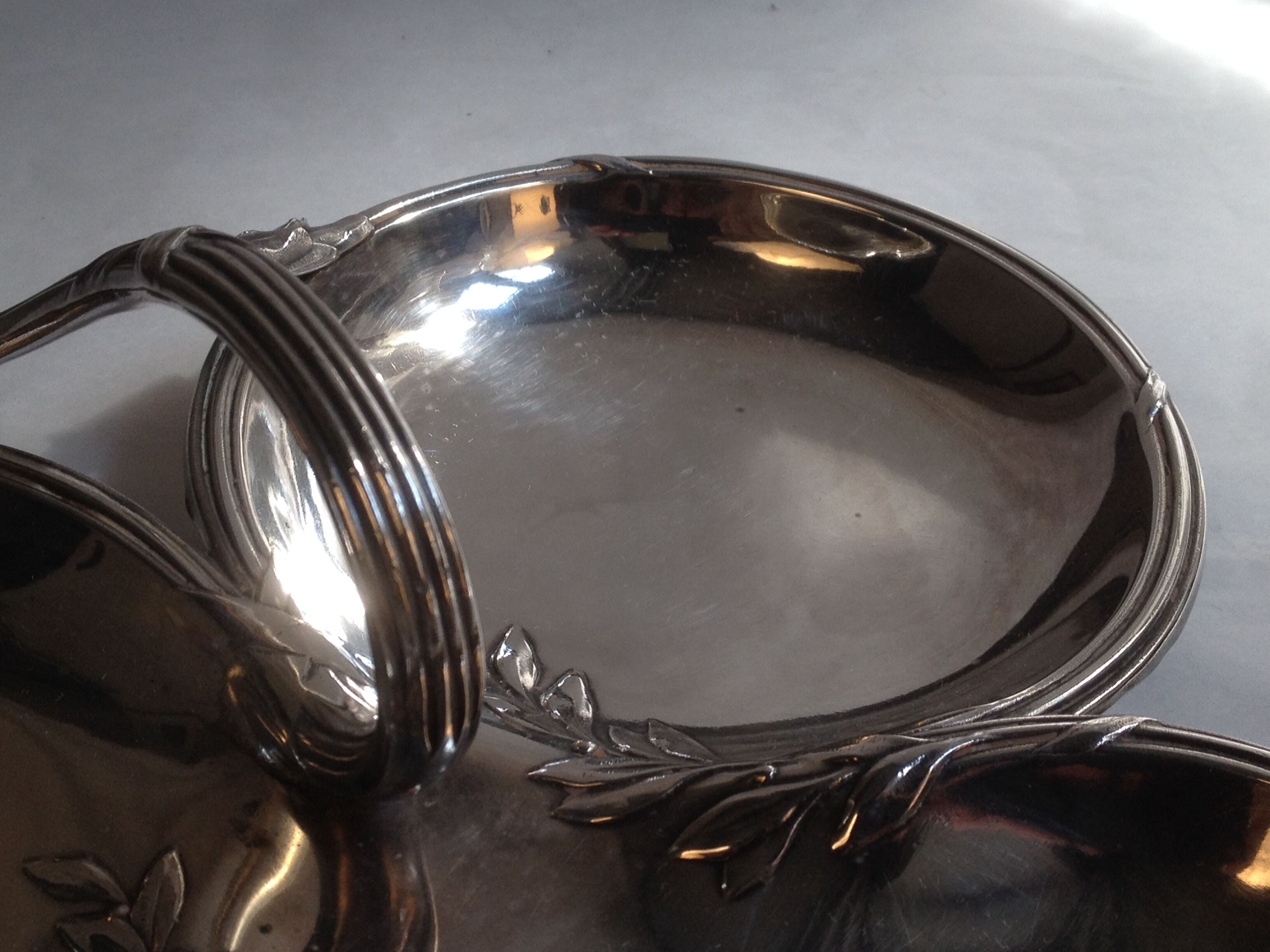 Serving dish in silver metal from the brand Gallia/Christofle
