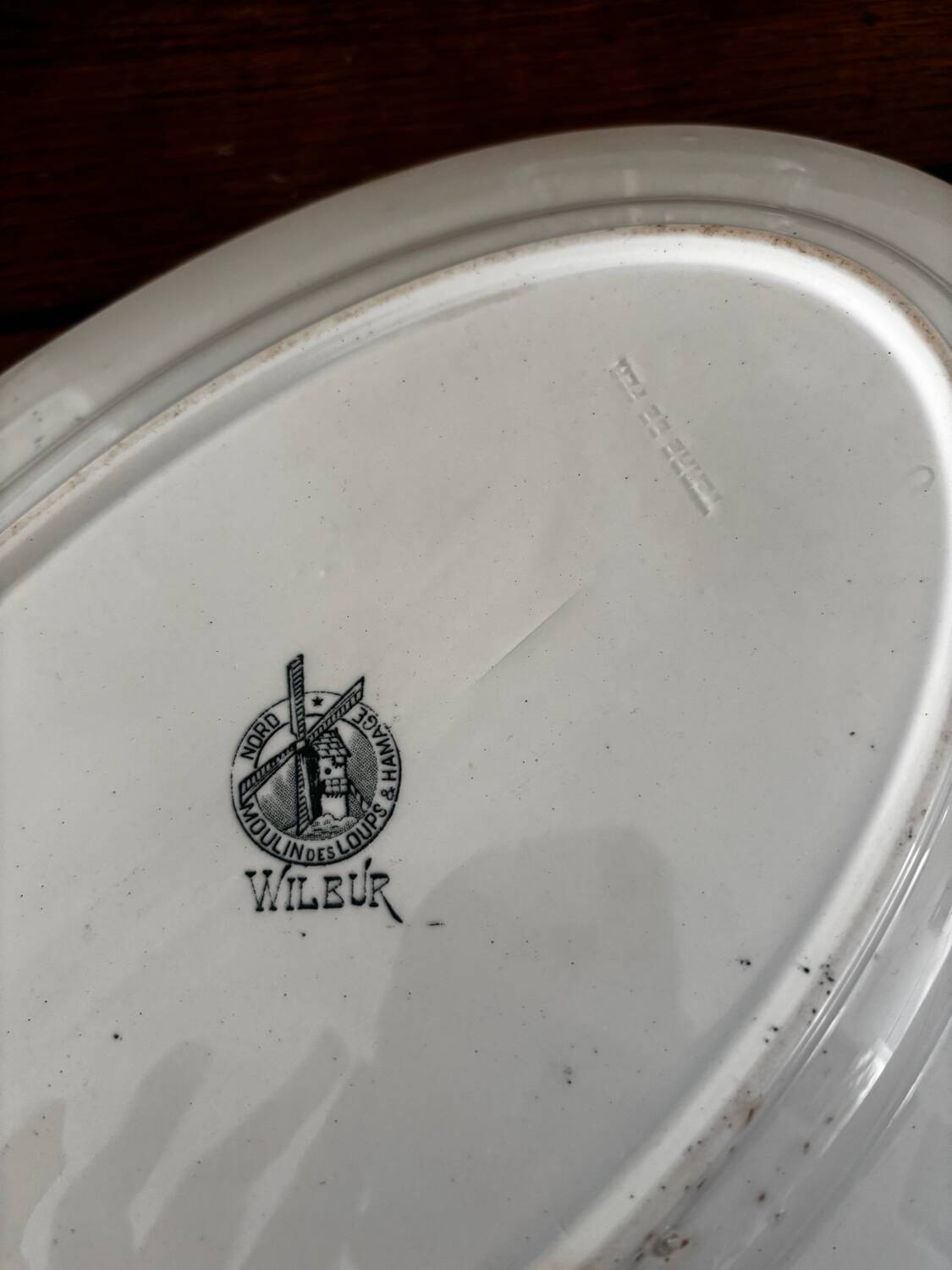 Flat iron earth mill of the wolves Wilbur