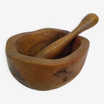 Olive mortar with pestle