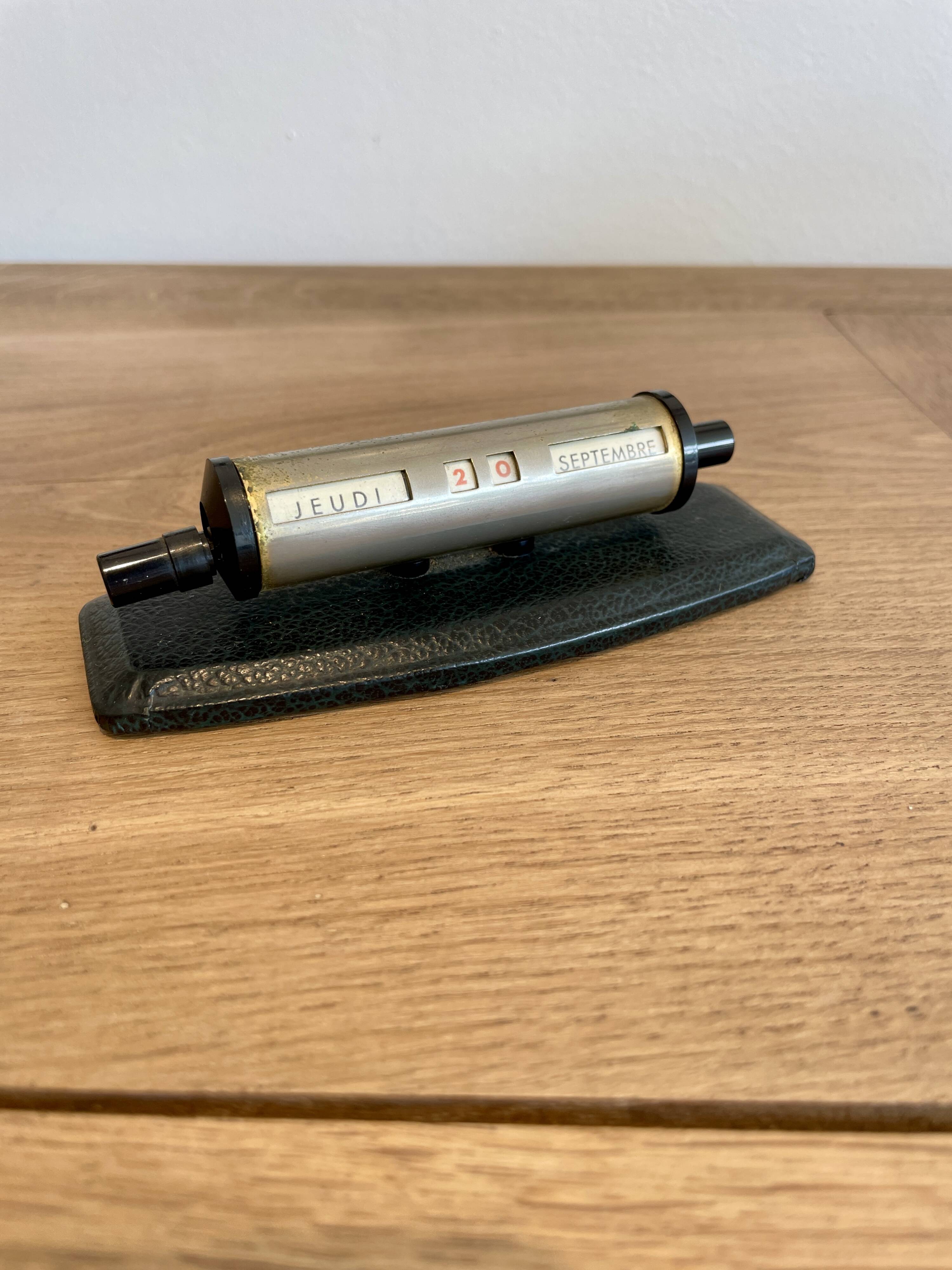 Perpetual calendar 1950