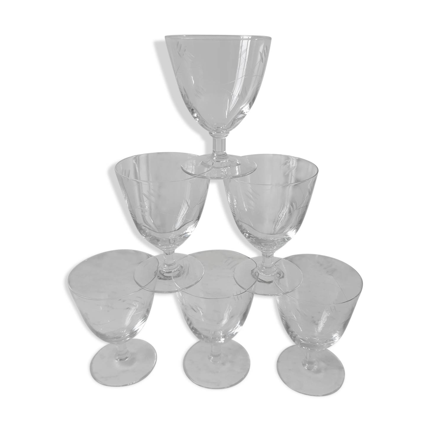 Lot of 6 engraved crystal glasses 30-40 years