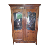 Armoire de mariage ancienne