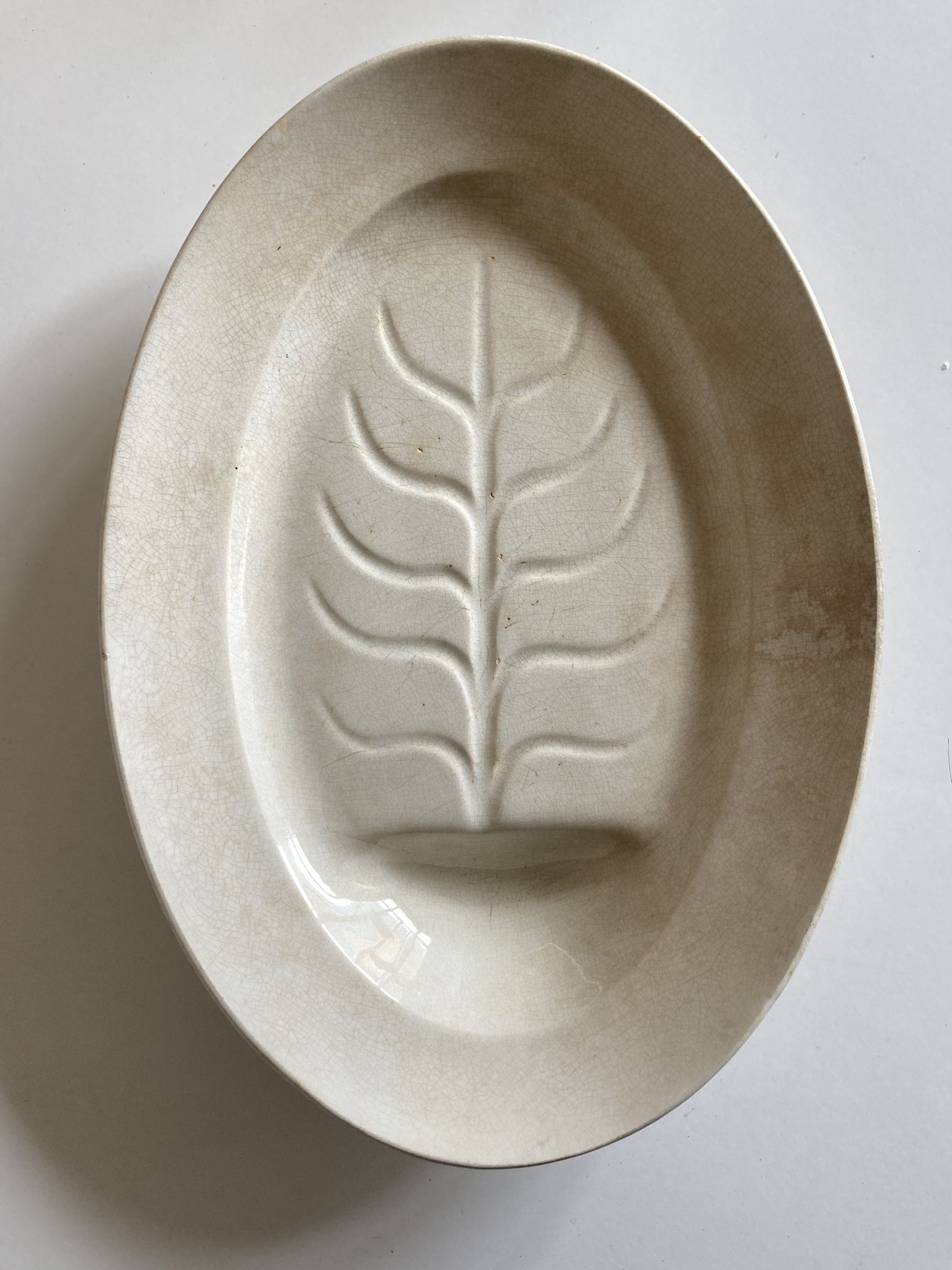 Poultry dish in earthenware Creil and Montereau