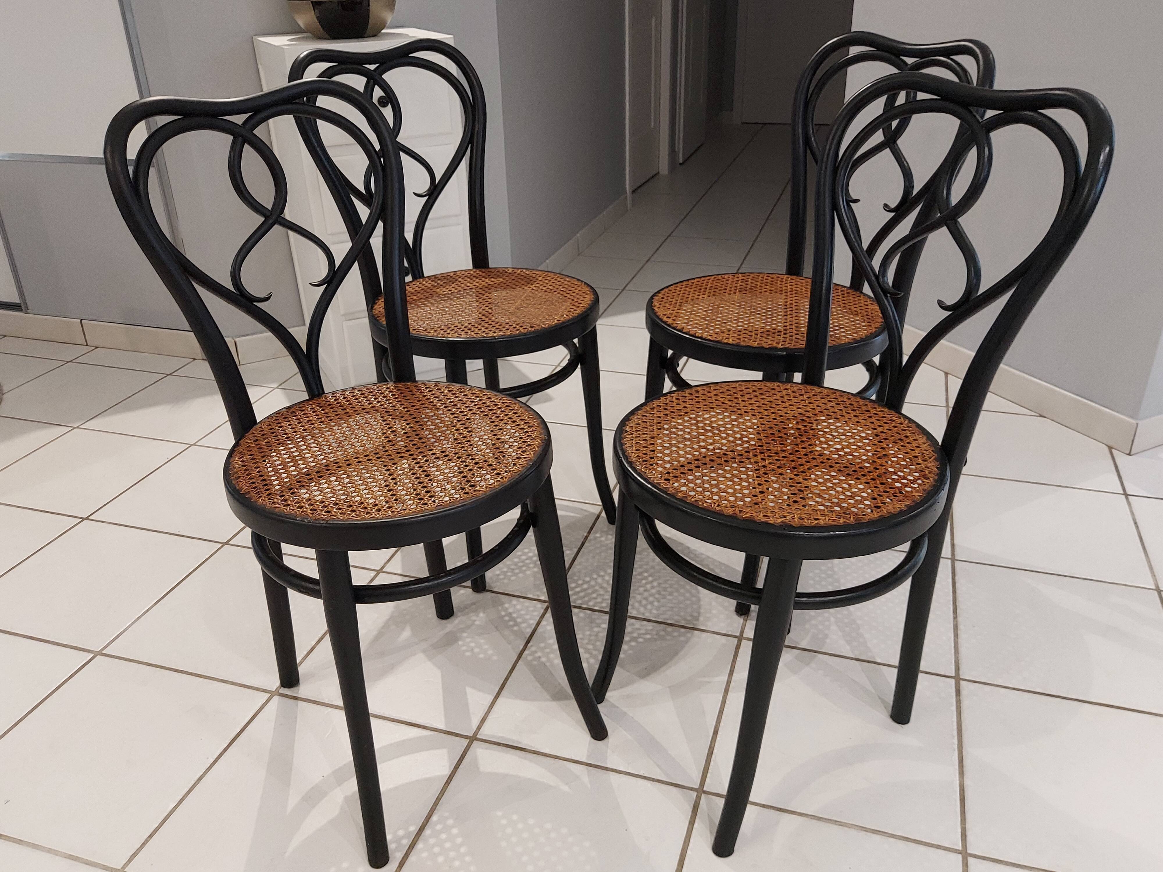 Michael Thonet 1920 Vintage Bistrot Suite 4 Chairs