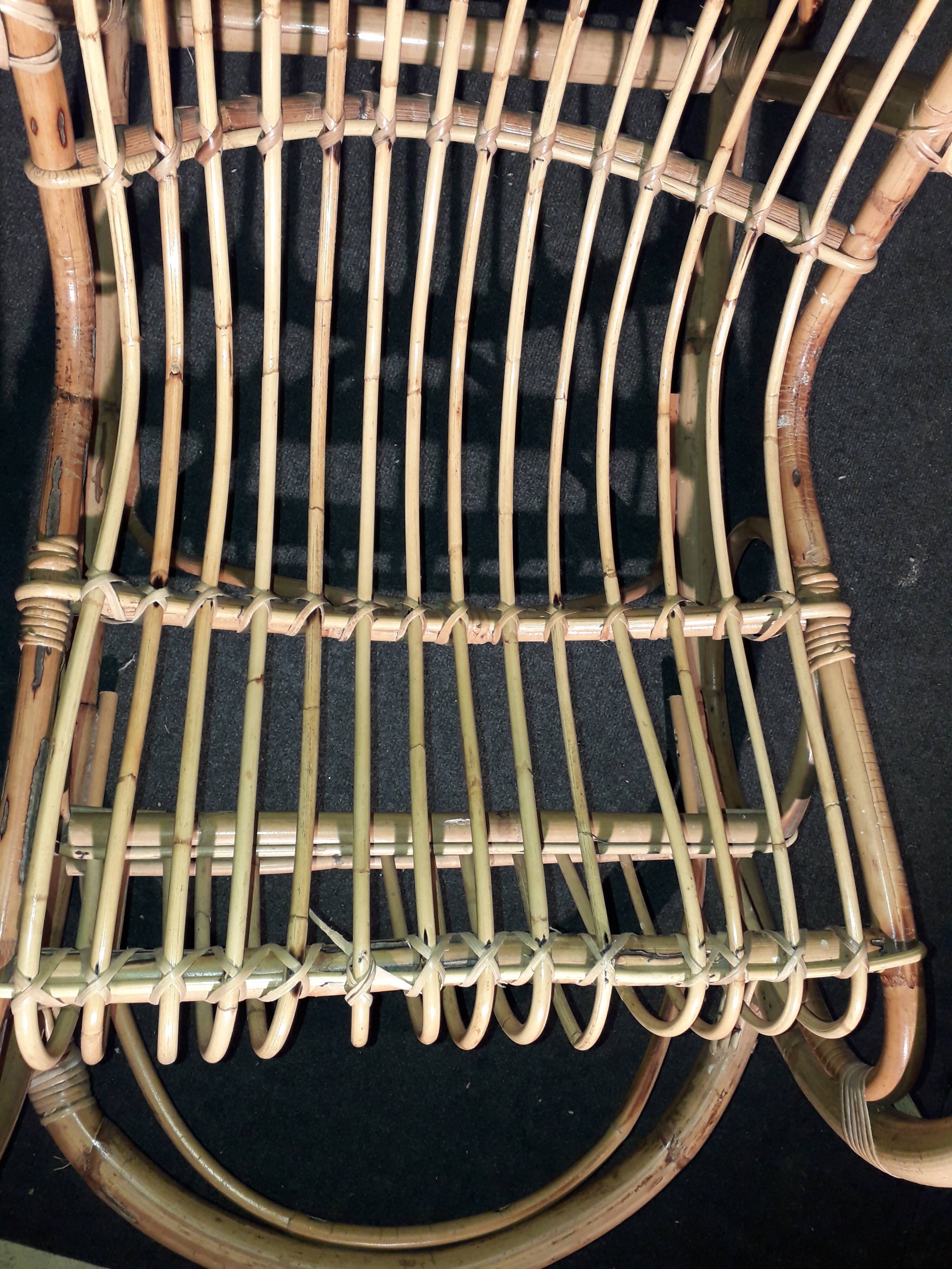 Rocking chair en rotin