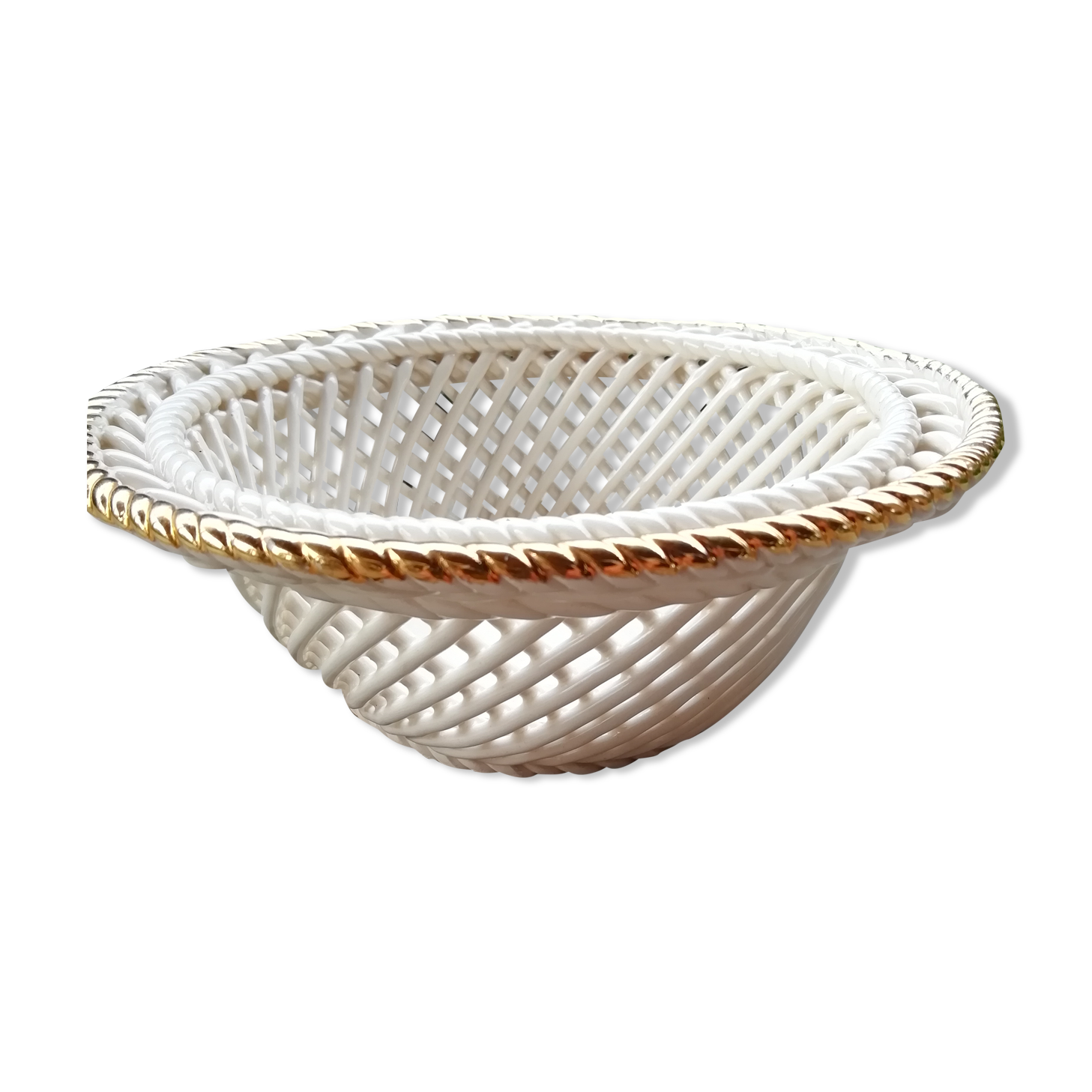 Braided ceramic basket