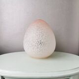 Lampe de table vintage en verre rose en forme d'oeuf 80s