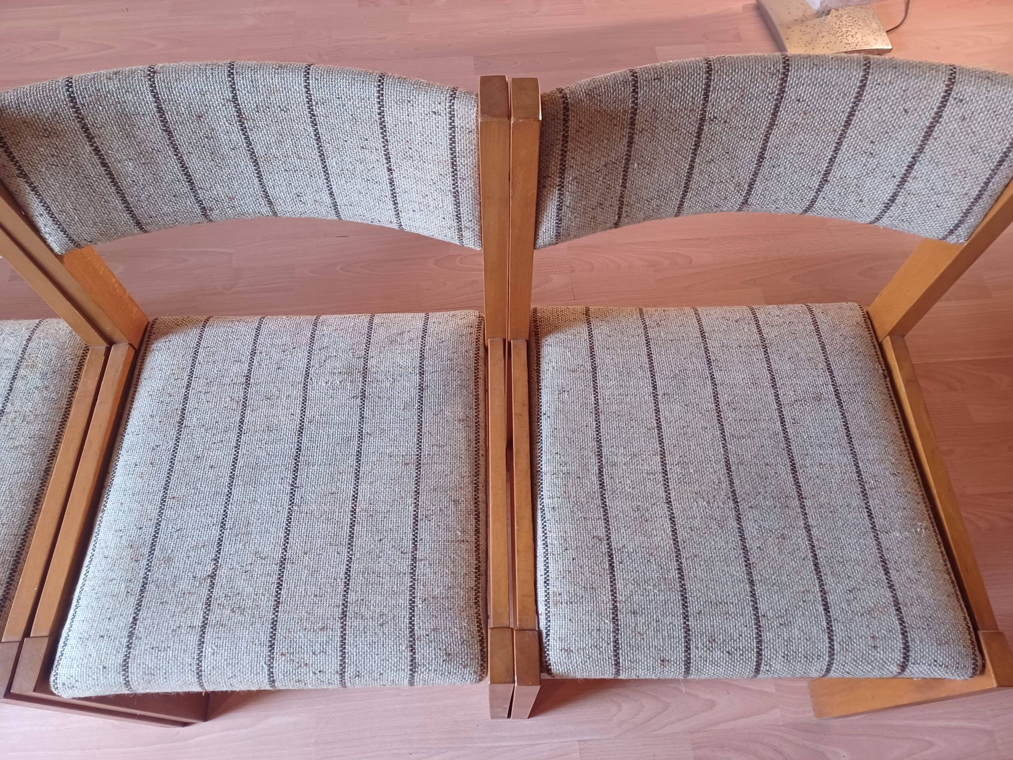 6 Danish Farstrup vintage chairs from the 1960s in solid beech.