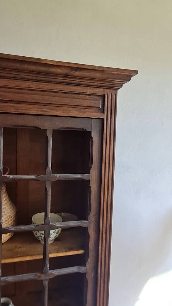 Parisian wardrobe - showcase spirit