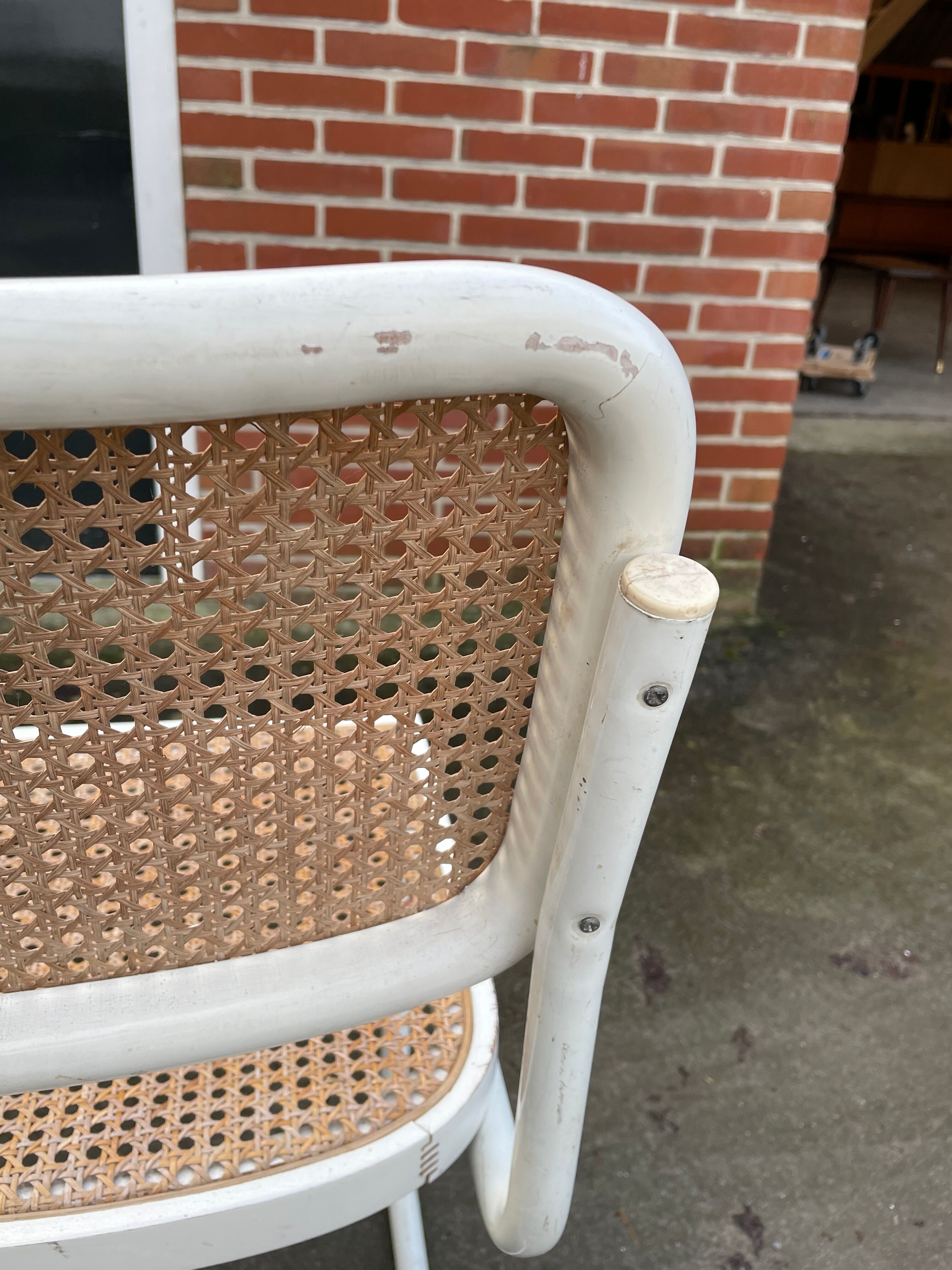 Cesca design chair b32 model white