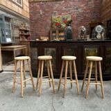 Set of 4 bar stools in fir wood.
