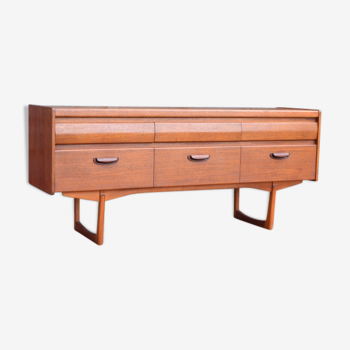 sIDEBOARD by William Lawrence