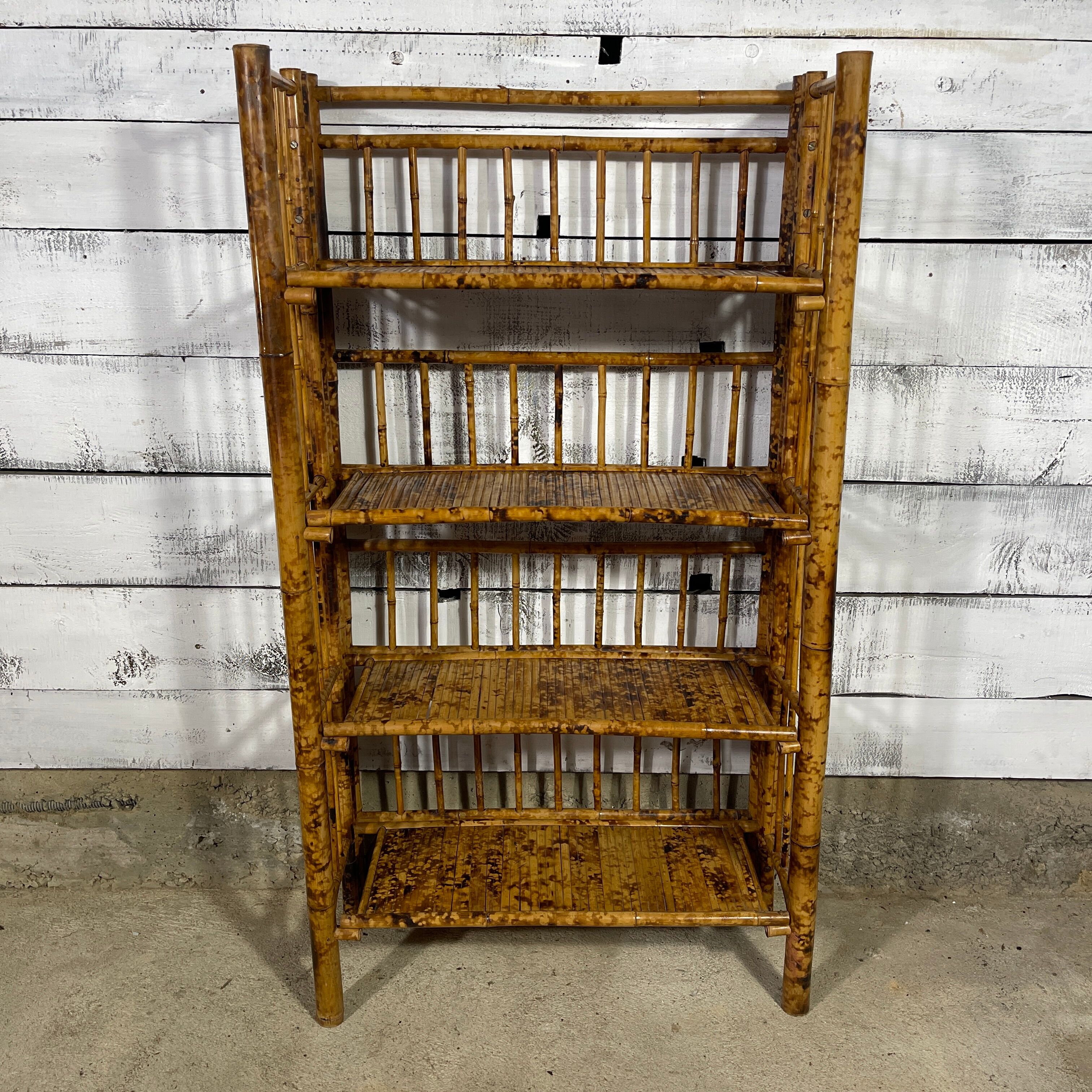 Vintage folding shelf