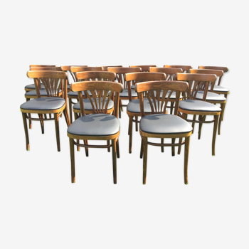 Lot of 16 chairs bistro