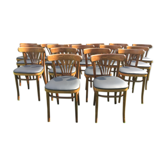 Lot of 16 chairs bistro