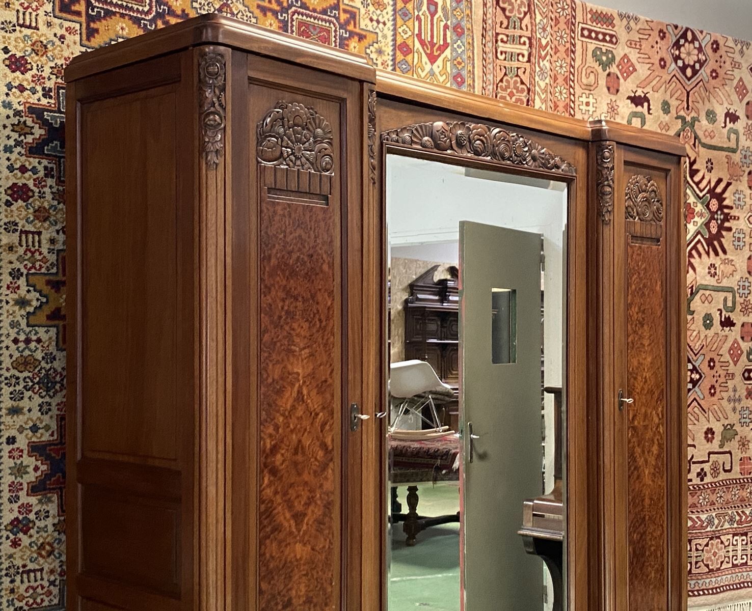 Dressing art deco walnut wardrobe
