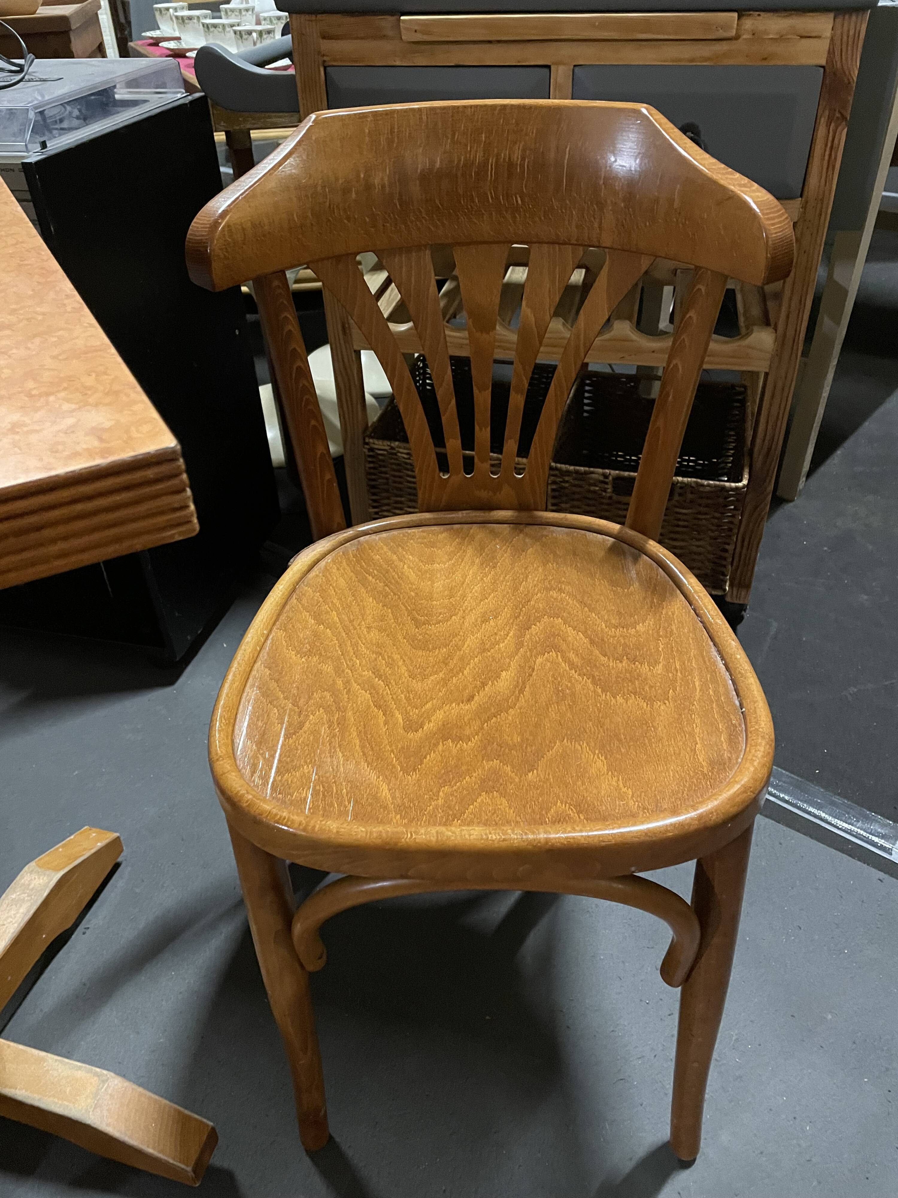 Table bistrot et ses 2 chaises