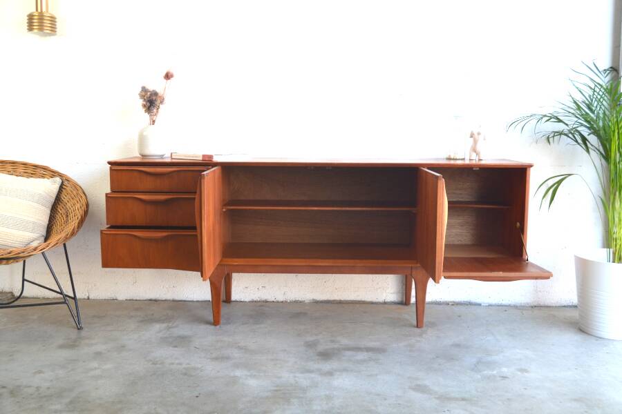 Sideboard by Jentique – “wave” handles * 183 cm