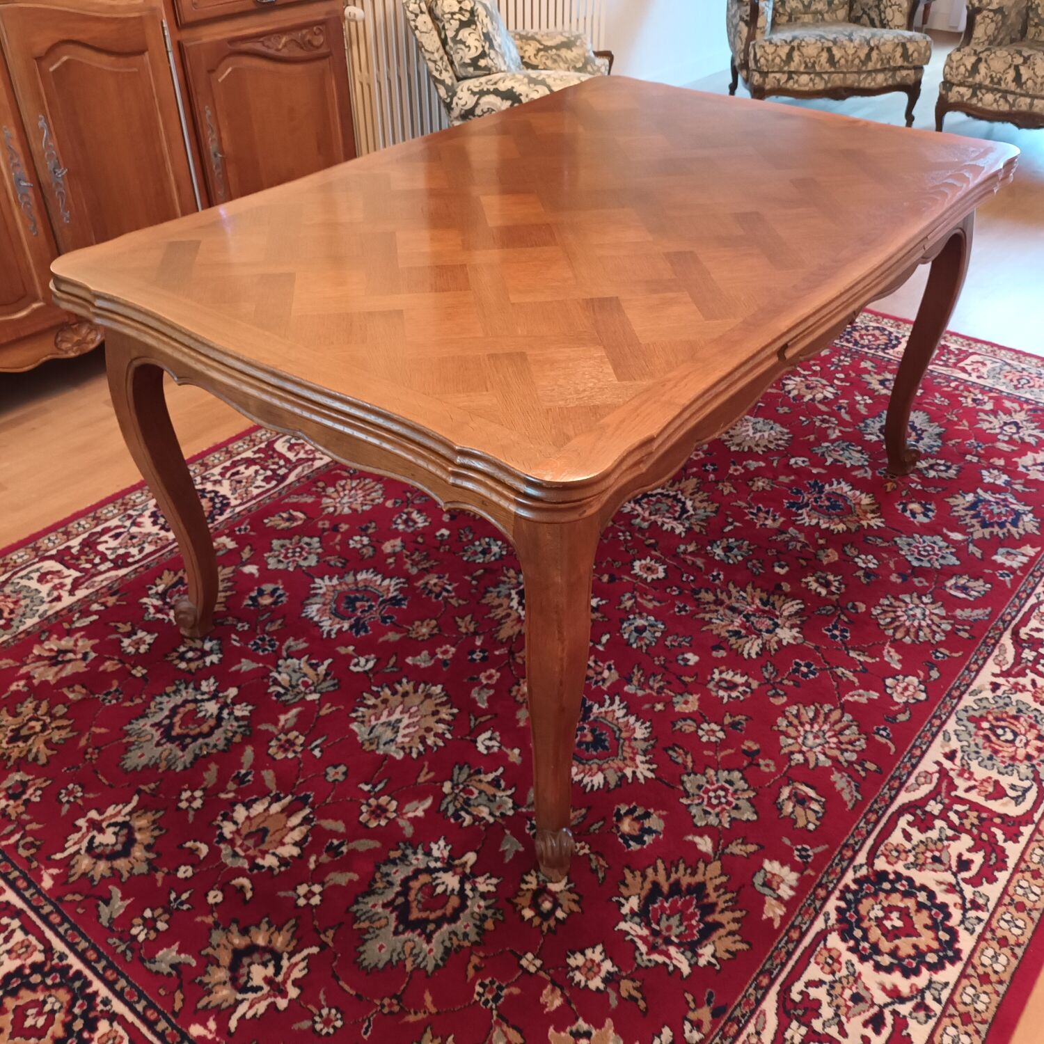 Versailles parquet table