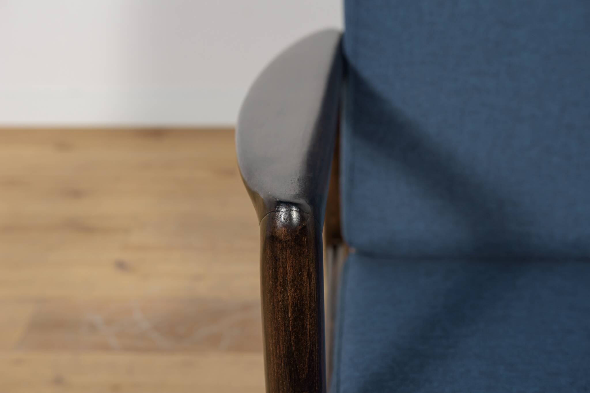 Model 300-139 Armchairs from Swarzędz Furniture Factory, 1960s, Set of 2