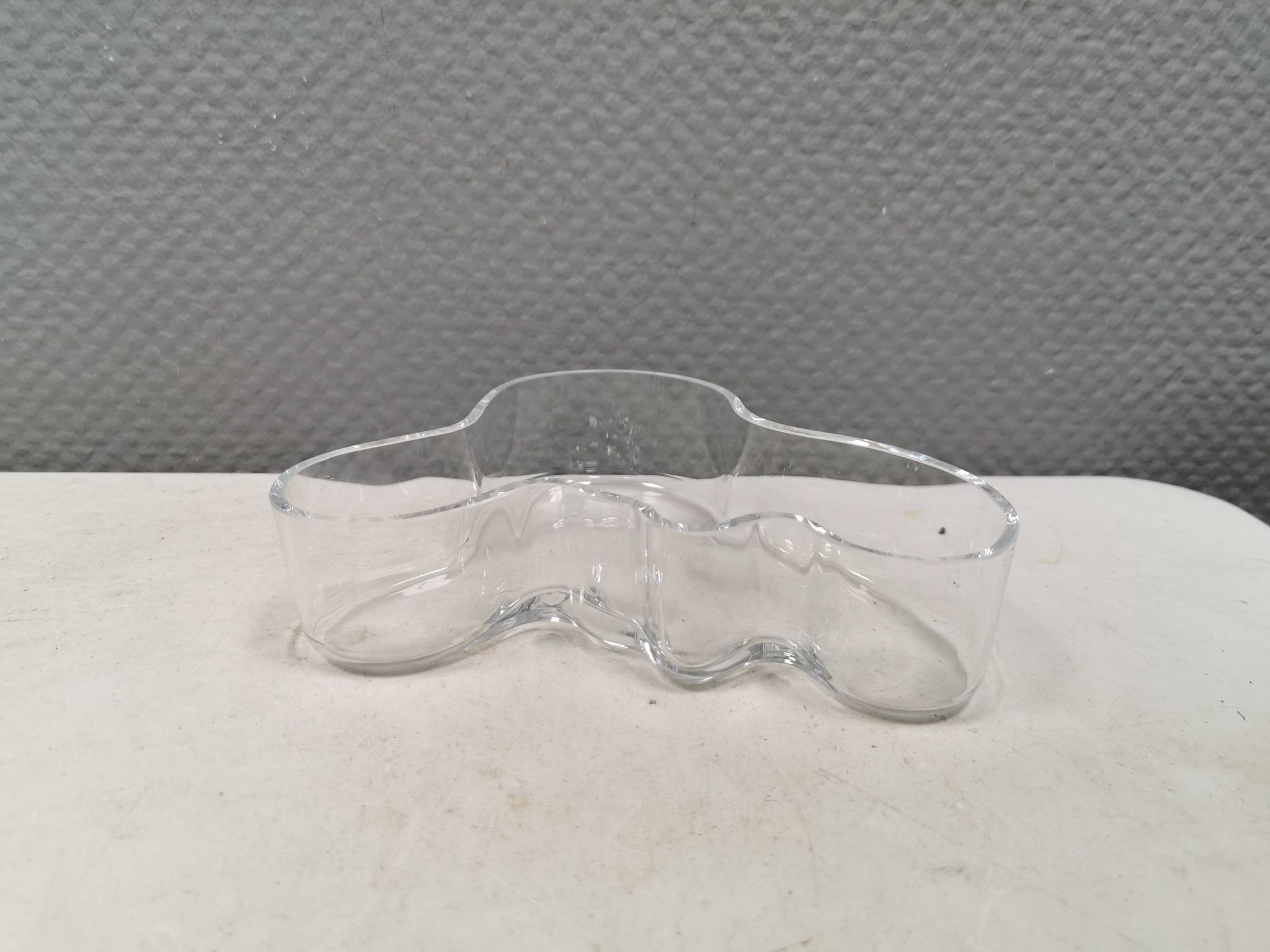 Stylish Alvar Aalto bowl, Finland, estimated to date from the 1980s–90s