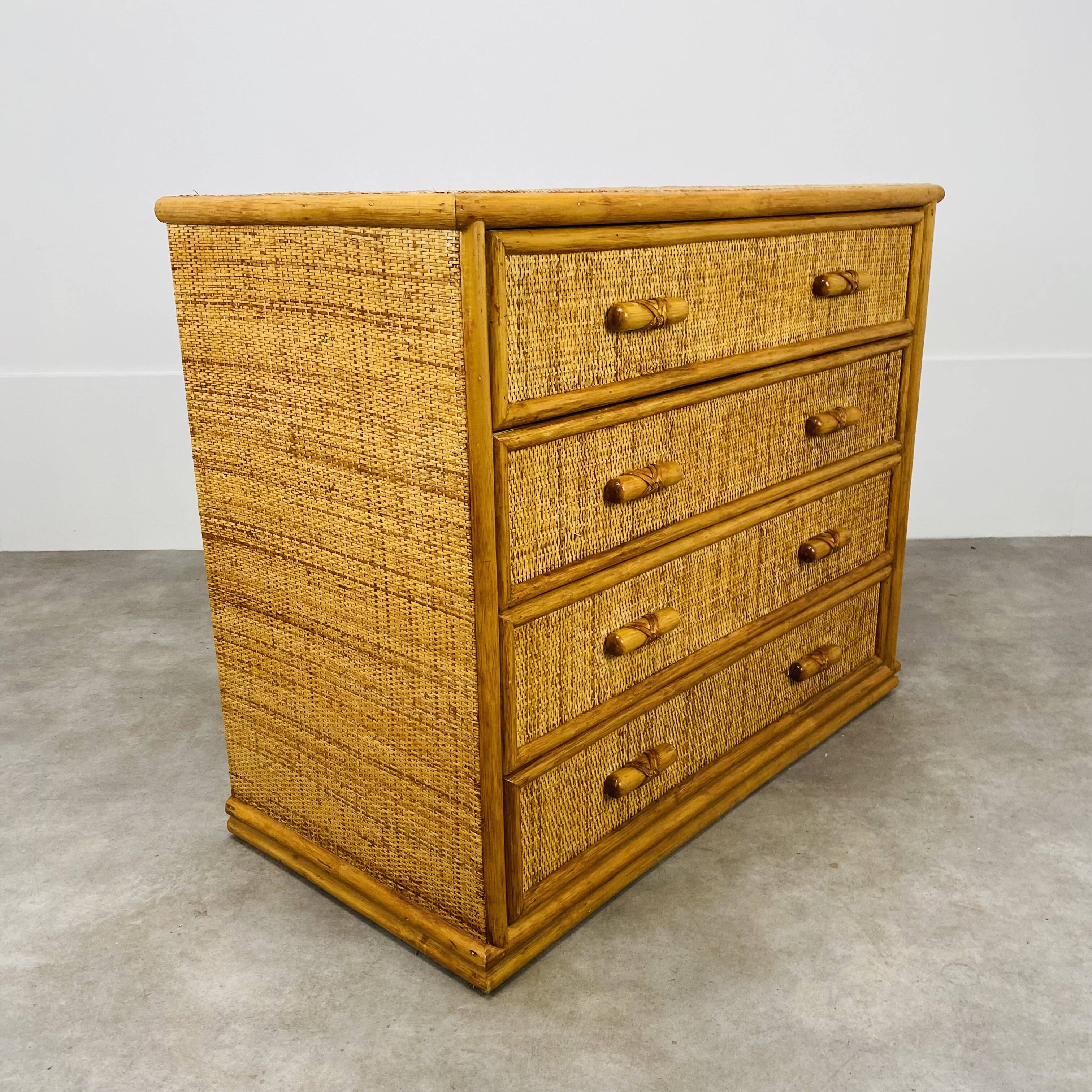 Commode rotin vintage
